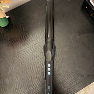 Bio Ionic Black Tourmaline Curling Wand - Black
